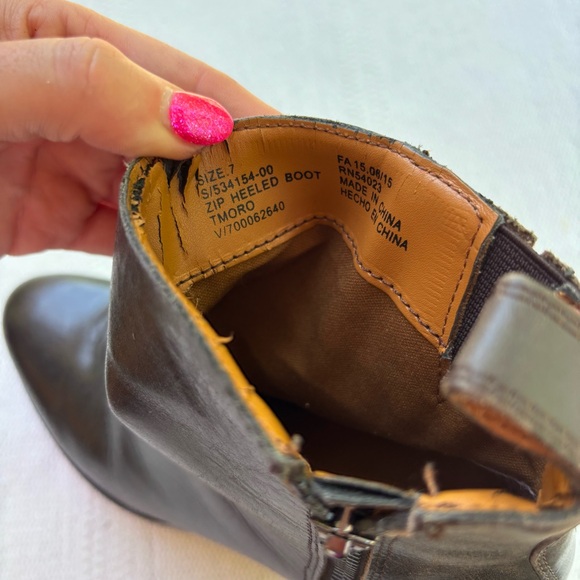 GAP Brown Ankle Boots - Picture 3 of 10